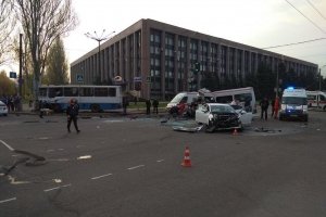 У Кривому Розі оприлюднили імена загиблих та травмованих у ДТП