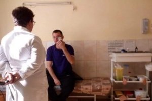 На Тернопільщині побили журналістів під час зйомок матеріалу про нелегальний продаж дизпального
