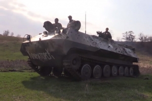 "Тепер літає": краматорські волонтери відновили для морпіхів бронетранспортер МТ-ЛБ