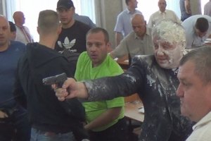 Невдала сесія: у Нікопольській міськраді відбулася стрілянина