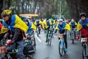Одесити провели велопробіг і вуличний концерт на підтримку єдності України