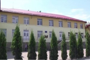 Від’їзд бітьків на заробітки впливає на шкільну успішність дітей – аналітики