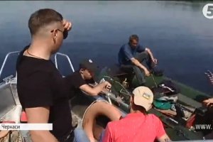 Нерест у розпалі: як на Черкащині водний патруль ловить браконьєрів