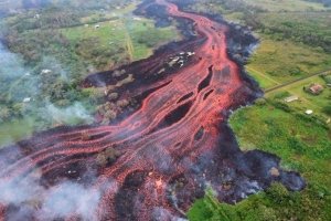 Лавова повінь: масштабне виверження вулкана Фуего у Гватемалі – ФОТО