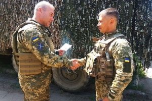 Після артобстрілу Наєв відвідав найгарячіші позиції на сході – ФОТО