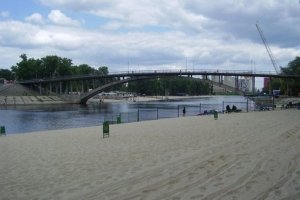 Не рекомендуються для купання: в Україні 114 пляжів мають мікробне забруднення води