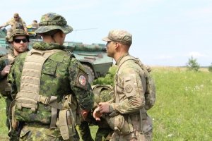 Пошуки зниклого військовослужбовця в зоні ООС продовжуються