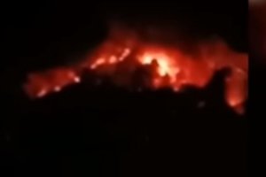 Вулкан на острові Балі викинув стовп попелу – відео