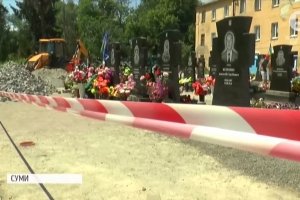 Були гроші – і немає грошей: у Сумах вже три роки не можуть добудувати Алею Героїв на честь загиблих бійців ЗСУ
