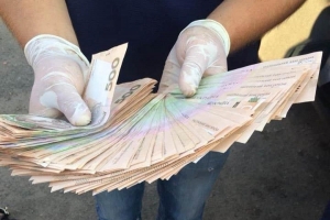 На Запоріжжі чиновника зловили на хабарі у $2 тисячі