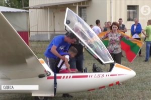 Із попутним вітром литовські планеристи прибули в Одесу: як долали відстань 1800 км
