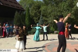 Без політики та з відкритим серцем: для дітей з окупованого Криму організували табір на Львівщині