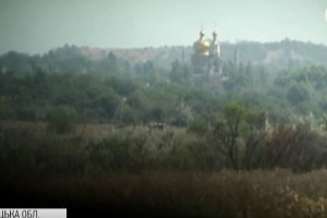 Окупанти зі 120-го міномета обстріляли цивільні будинки в Красногорівці &ndash; одна жінка поранена