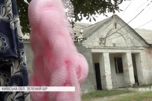 Чому життя одного з гуртожитків на Київщині для його мешканців перетворилося на пекло – сюжет