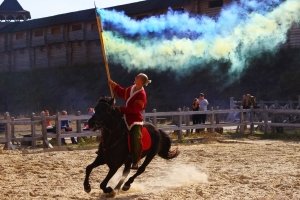 У Києві День захисника вітчизни відсвяткували в середньовічному стилі: як це було 