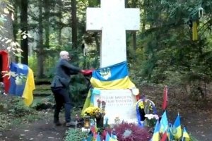 Кремлівський пропагандист осквернив могилу Бандери в Мюнхені – реакція українських дипломатів