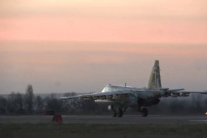 Україна перекидає літаки десантно-штурмових військ на узбережжя Азовського і Чорного морів