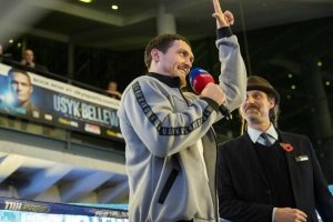 "5 країн пропонували стати їхнім громадянином, але я відмовився" – Усик 