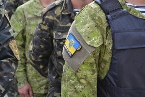 Співробітникі Держземагентства передали бронежилети бійцям батальйону "Львів"