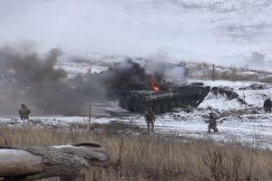 Не просто "танчики": вражаючі кадри з навчань українських воїнів в ООС – ФОТО