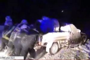 Просять не покидати оселі без потреби: Сумщина в посиленому режимі бореться з негодою 