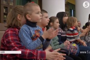 Київській малечі з сиротинців і малозабезпечених сімей влаштували свято в КМДА