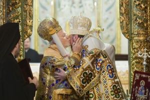 "Про це мріяли покоління українців": як проходила історична церемонія надання Томосу про автокефалію ПЦУ – фото
