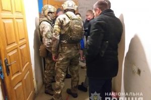 У Миколаєві затримали нападників, що напали на лотерейний заклад напередодні Різдва