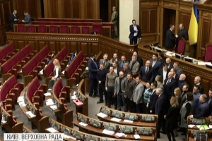 Парубій підписав закон про зміну підлеглості релігійних громад – просто під час закриття Ради