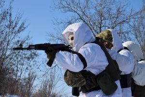 Автомобіль українських військових потрапив у засідку на Луганщині – 1 загиблий, 4 поранених