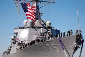 "Не завадить": США відправили у Чорне море есмінець USS Donald Cook