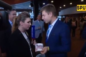 "Може, як кляп згодиться": російській пропагандистці Скабєєвій подарували туалетний папір з Путіним