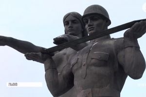 У Львові почали демонтувати монумент радянським збройним силам: у чому складнощі