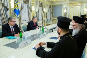 Порошенко прийняв делегацію Вселенського Патріархату