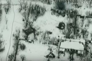 Як армійці ЗСУ знищили ворожу БМП – у мережі з'явилося відео з дрону