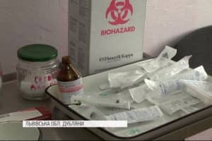 На Львівщині розпочали масову вакцинацію проти кору – запрацювали мобільні пункти