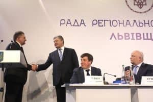 Порошенко: ІТ-сектор, як наш пріоритет, має відчувати себе захищеним