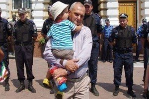 Суд звільнив з-під варти учасника патріотичного мітингу в Одесі 2 травня