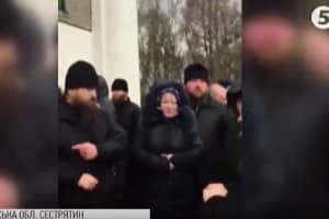 На Рівненщині священики Московського Патріархату заблокували вхід до церкви: що відомо (оновлено)