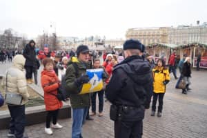 Москвичі вийшли на поодинокі пікети проти анексії Криму