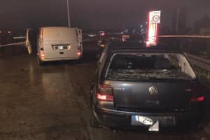 На Одещині влаштували погром зі стріляниною біля посту поліції – подробиці
