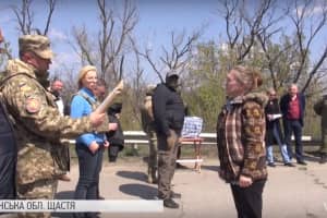 "Стало хуже, чем при коммунизме": из оккупированного Луганска передали 60 заключенных по их собственному желанию