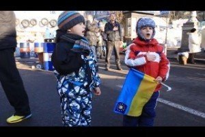 У Херсоні встановлено рекорд: дві з половиною тисячі школярів виконали гімн України