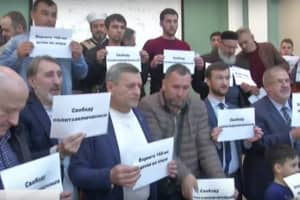 Акцію на підтримку кримських політв’язнів провели в Духовному управлінні мусульман України в Києві