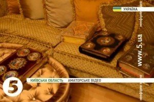 УПЦ МП зацікавилась походженням ікон з маєтків Януковича і Пшонки