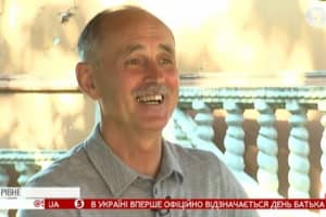 "Бог мне пока только 19 детей послал": история человека, который осуществил свою мечту иметь многодетную семью