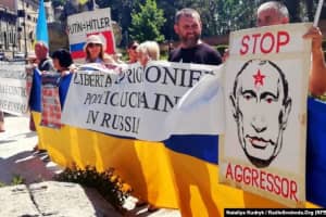 У Римі українці вийшли на протест проти візиту Путіна до Італії