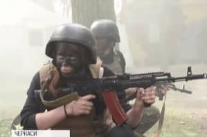 15-км кроси та нічні бої в лісі: морпіхи взялися навчати школярів – і залишилися враженими