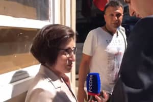 На Фанарі охорона заблокувала пропагандистку РФ, яка намагалася прорватися до Зеленського