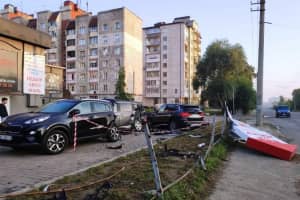 У Івано-Франківську 20-річна модель на BMW протаранила одразу 5 авто – ЗМІ